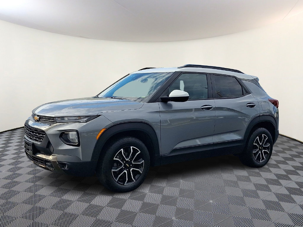 Used 2023 Chevrolet TrailBlazer ACTIV w/ Sun and Liftgate Package AWD/4WD image 6