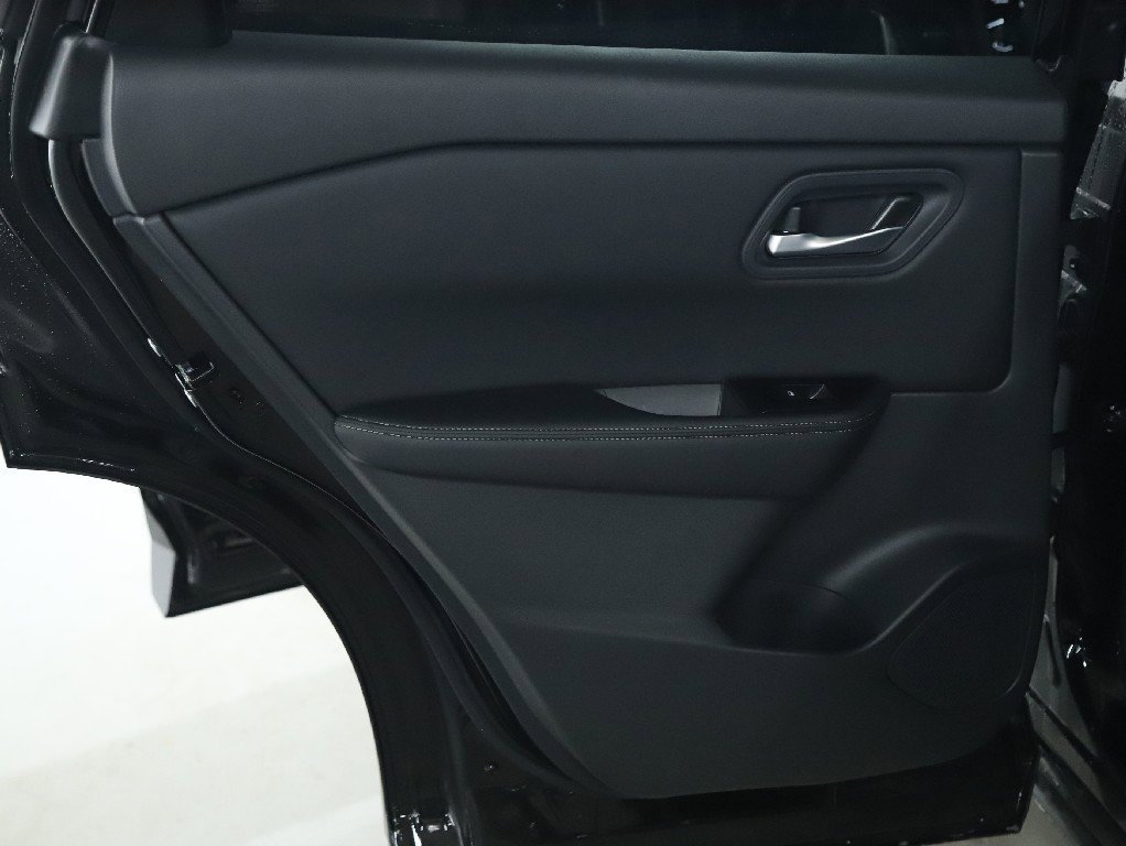 Certified 2026 Nissan Rogue SV image 13