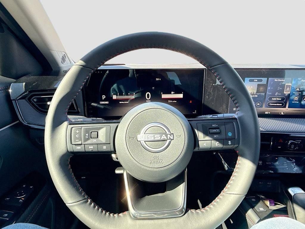 New 2026 Nissan Kicks SR w/ Illumination Package FWD image 11