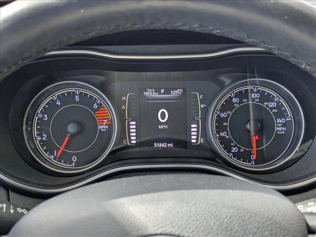 Used 2019 Jeep Cherokee Latitude Plus image 11