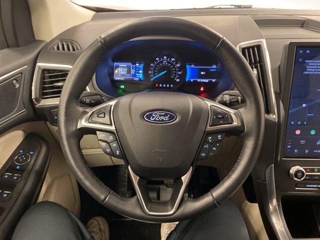 Used 2023 Ford Edge Titanium w/ Equipment Group 301A image 16