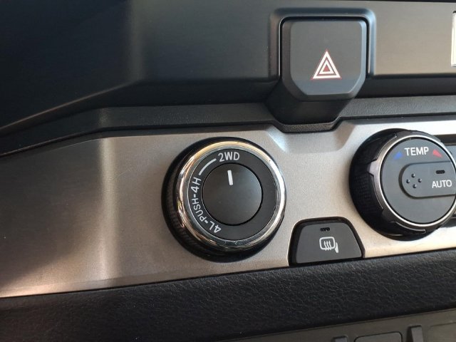 Used 2023 Toyota Tacoma SR AWD/4WD image 15