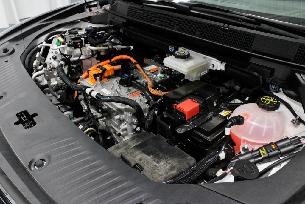 Used 2024 Chevrolet Equinox EV RS FWD image 16