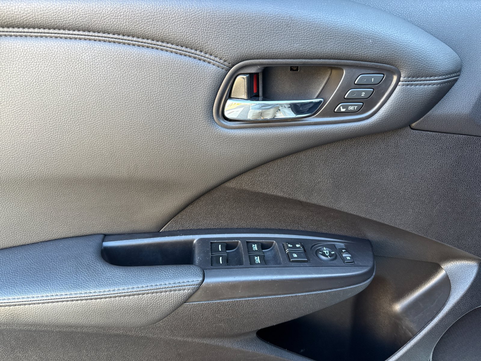 Used 2017 Acura RDX w/ Technology Package FWD image 10
