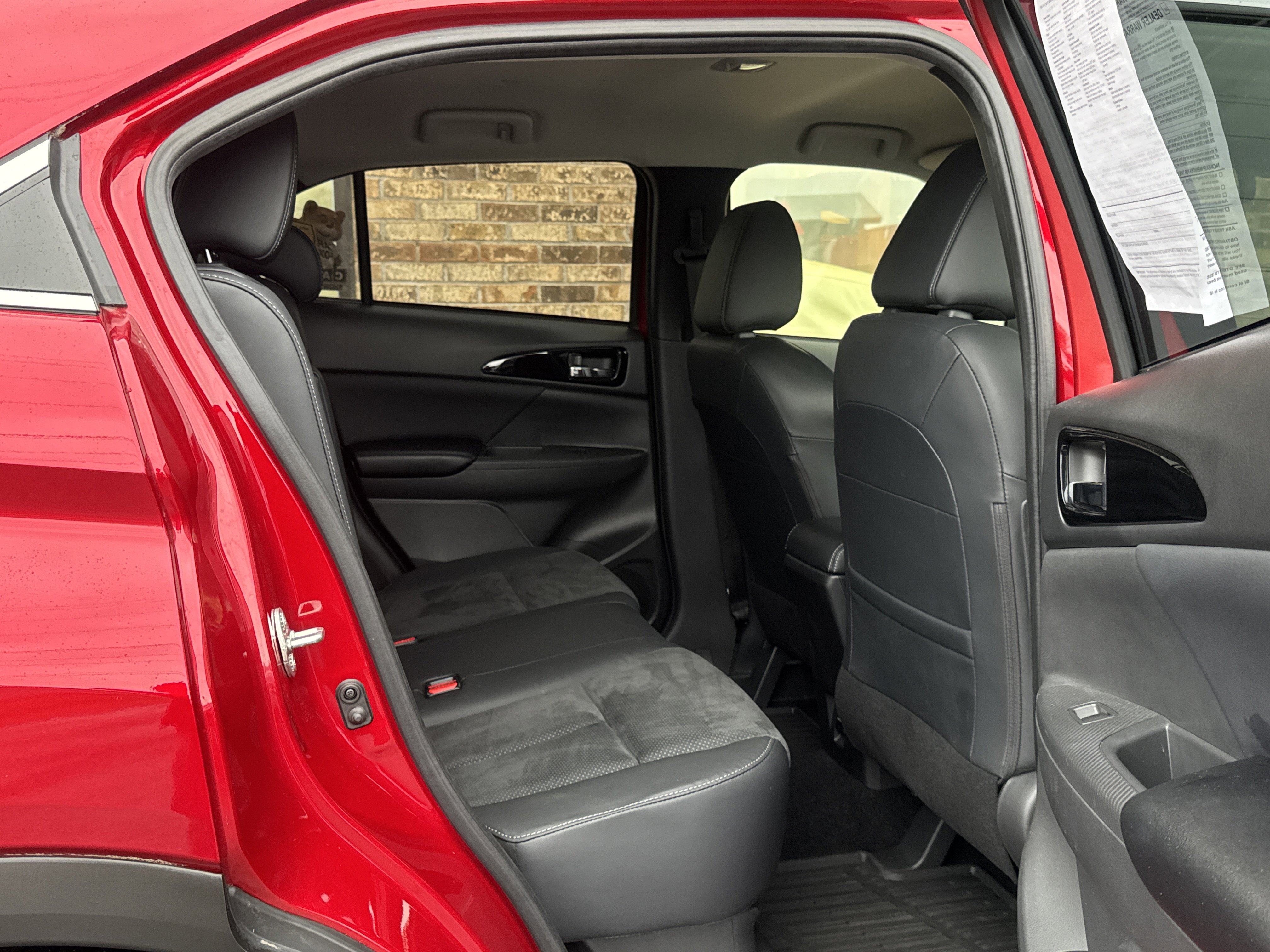 Used 2023 Mitsubishi Eclipse Cross SE image 12