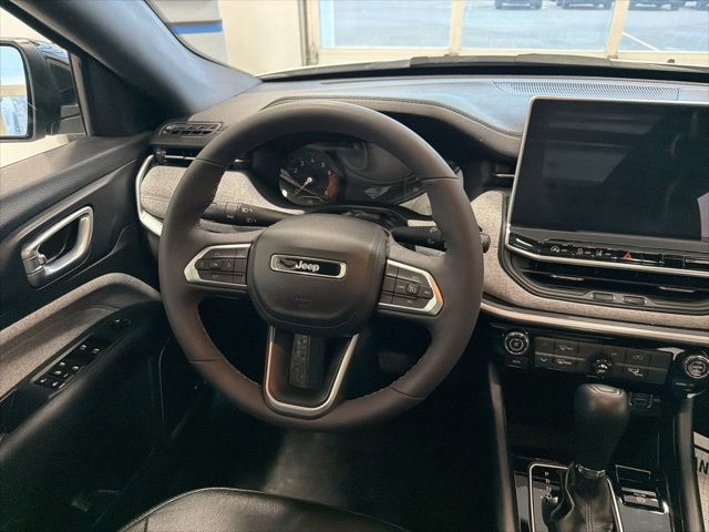 Used 2023 Jeep Compass Latitude w/ Sun and Sound Group image 26