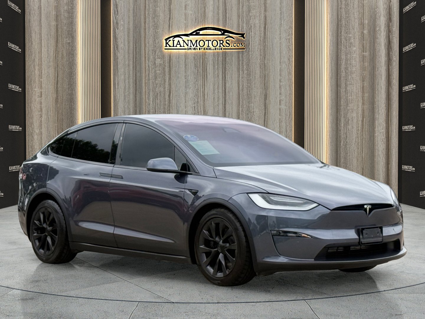 Used 2022 Tesla Model X AWD/4WD image 2