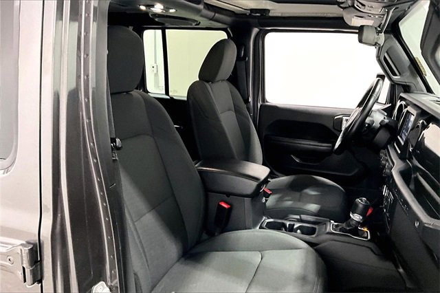 Used 2020 Jeep Wrangler Unlimited Sport image 29