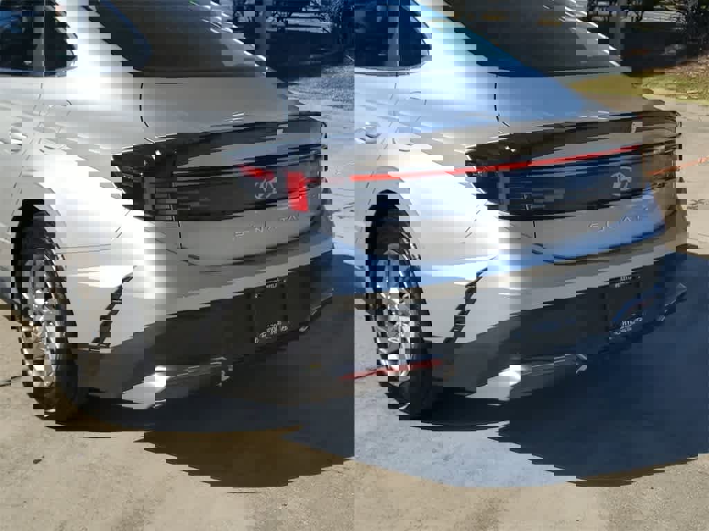 Used 2025 Hyundai Sonata SE image 7