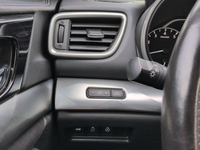 Used 2016 Nissan Maxima SR w/ Midnight Edition FWD image 20