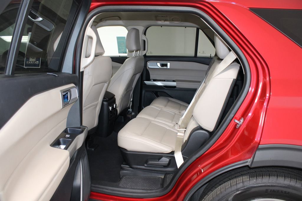 Used 2024 Ford Explorer Limited image 26
