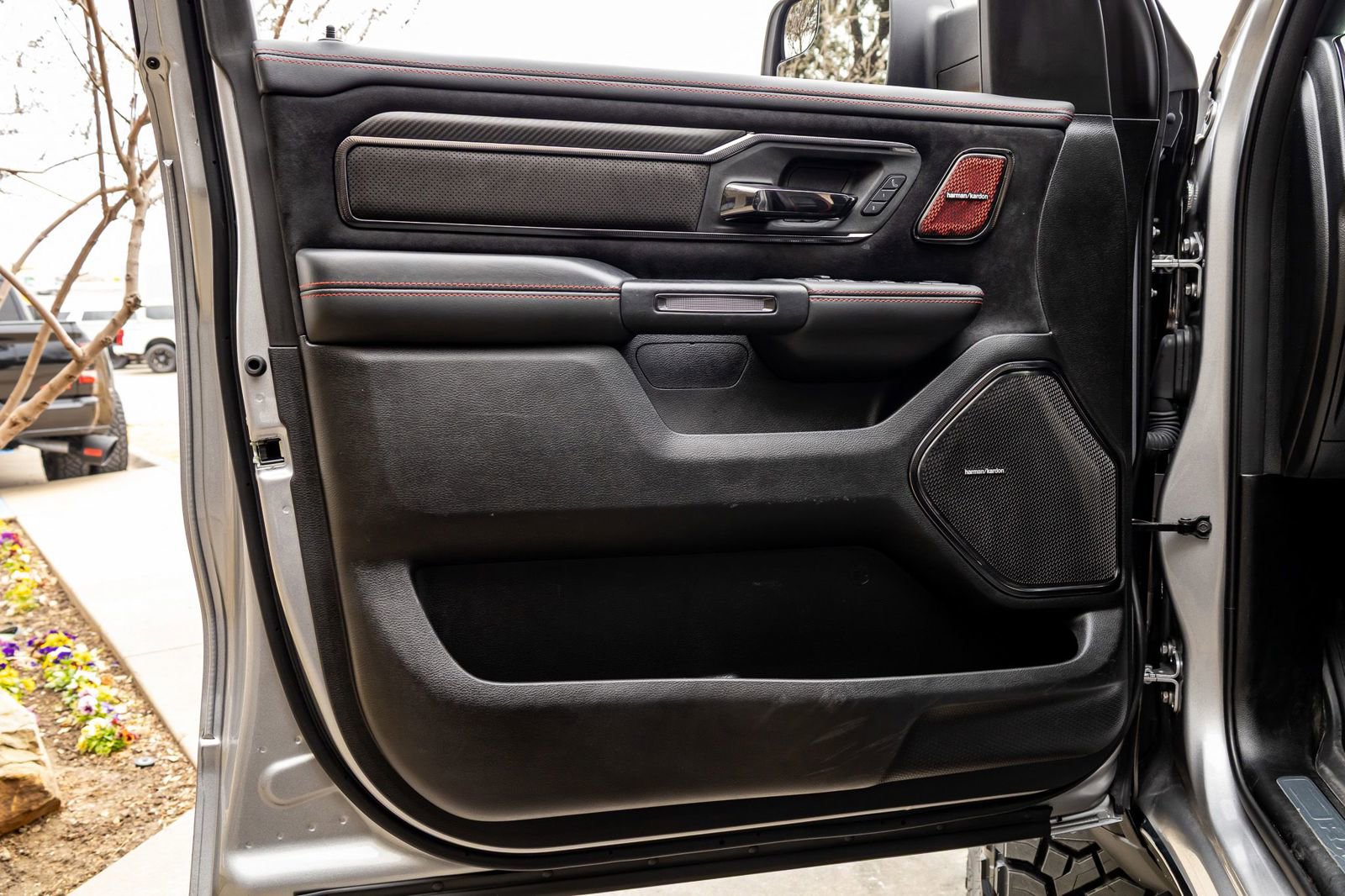 Used 2025 RAM 1500 RHO w/ RHO Level 1 Equipment Group image 37