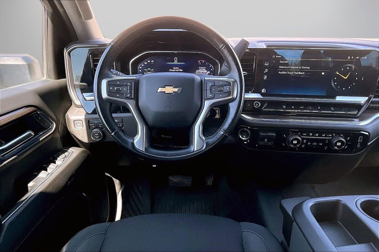 Used 2024 Chevrolet Silverado 2500 LT image 12