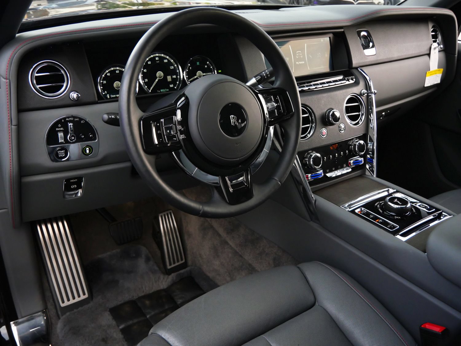 Certified 2023 Rolls-Royce Cullinan AWD/4WD image 21