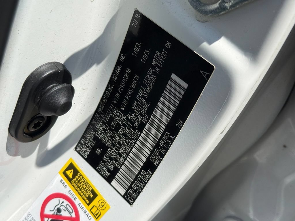 Used 2016 Toyota Highlander LE AWD/4WD image 36
