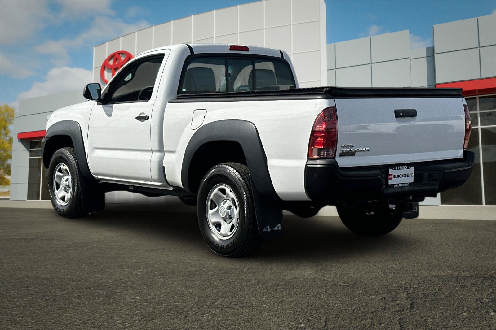Used 2014 Toyota Tacoma 4x4 Regular Cab image 5