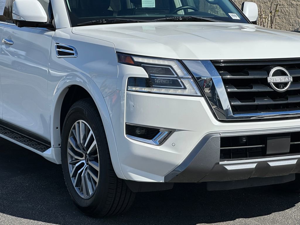 Used 2024 Nissan Armada SL w/ Captain's Chairs Package image 12