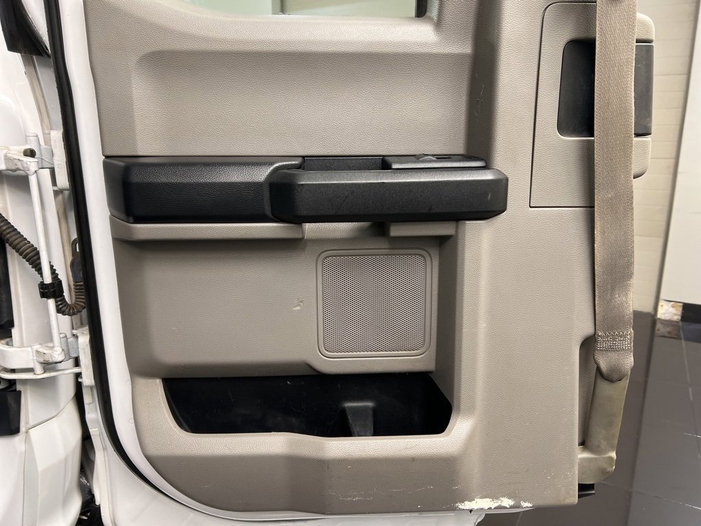 Used 2018 Ford F250 XL w/ STX Appearance Package image 28