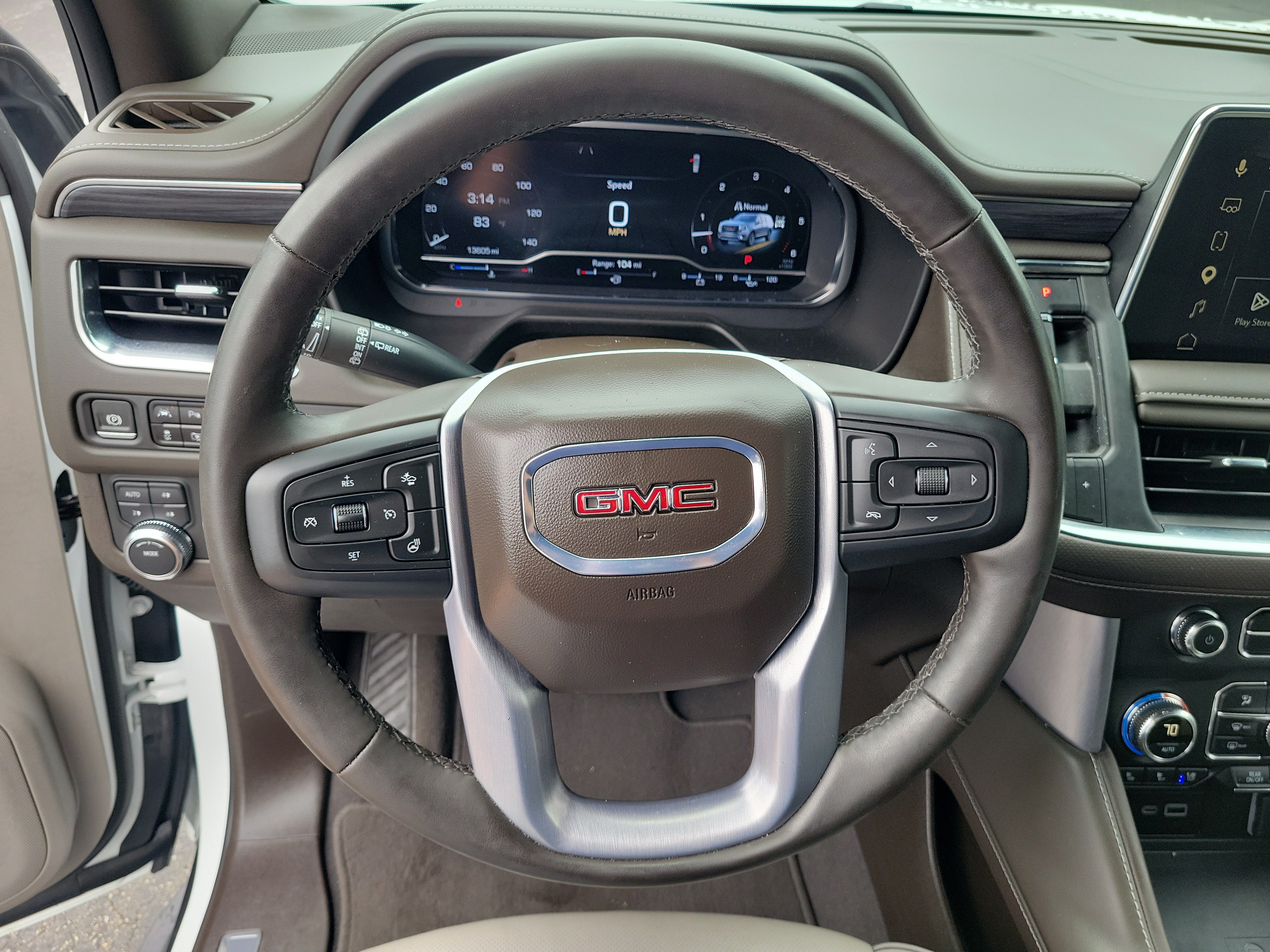Used 2024 GMC Yukon XL SLT w/ SLT Luxury Package AWD/4WD image 23