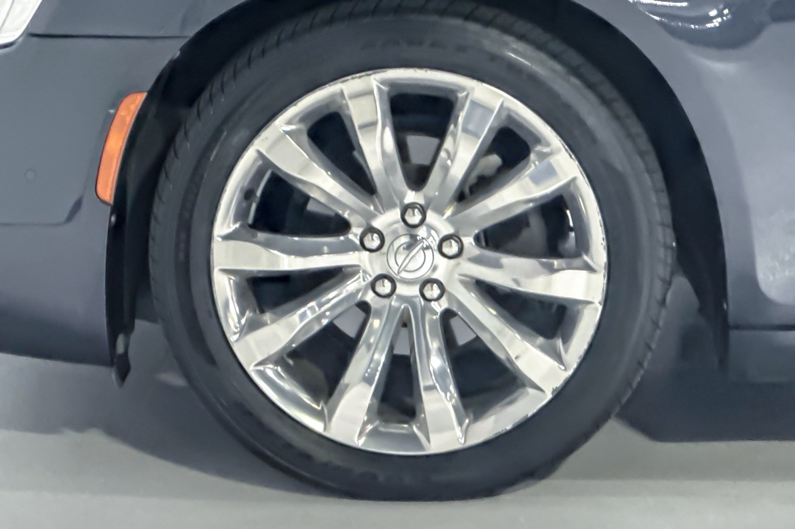 Used 2018 Chrysler 300 Limited w/ Safetytec Plus Group RWD image 11