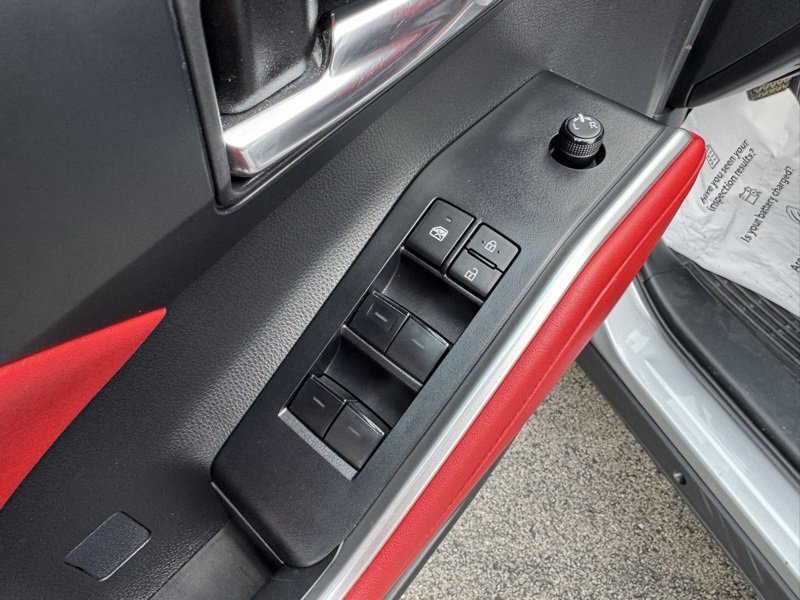 Certified 2023 Toyota Highlander XSE image 18