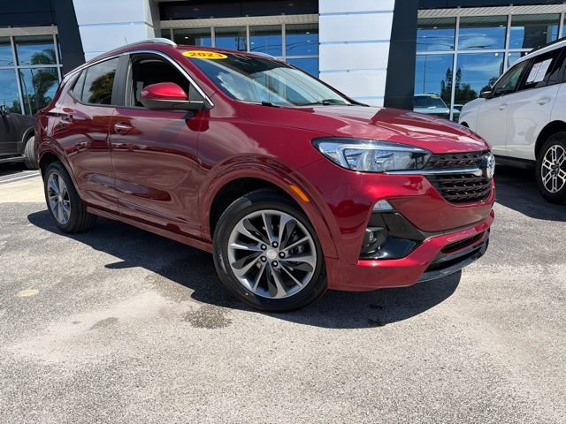 Used 2023 Buick Encore GX Select w/ Sport Touring Package FWD image 2