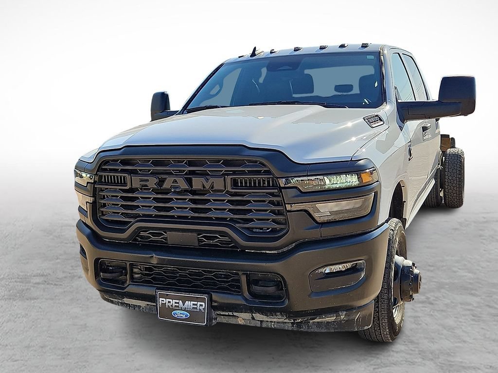 Used 2026 RAM 3500 Tradesman AWD/4WD image 5