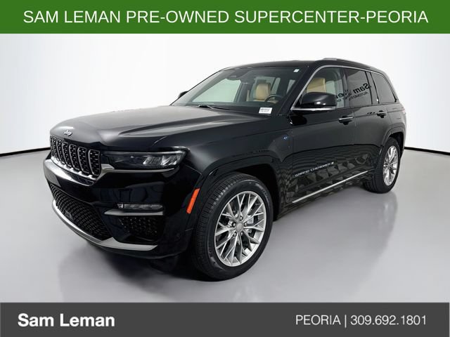 Used 2022 Jeep Grand Cherokee Summit w/ Luxury Tech Group V AWD/4WD image 3