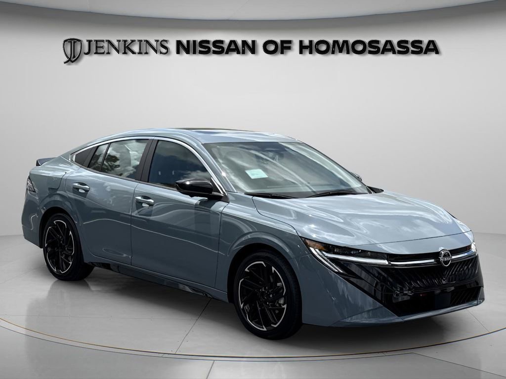 New 2026 Nissan Sentra SR w/ SR Premium Package FWD image 1