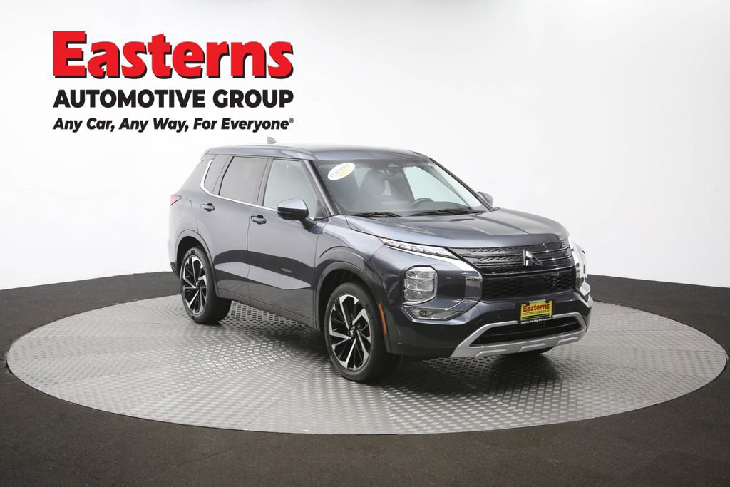 Used 2024 Mitsubishi Outlander SE AWD/4WD image 49