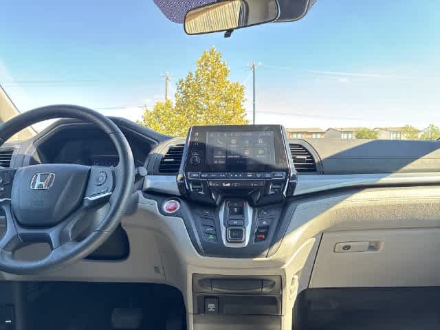 Used 2018 Honda Odyssey EX image 28