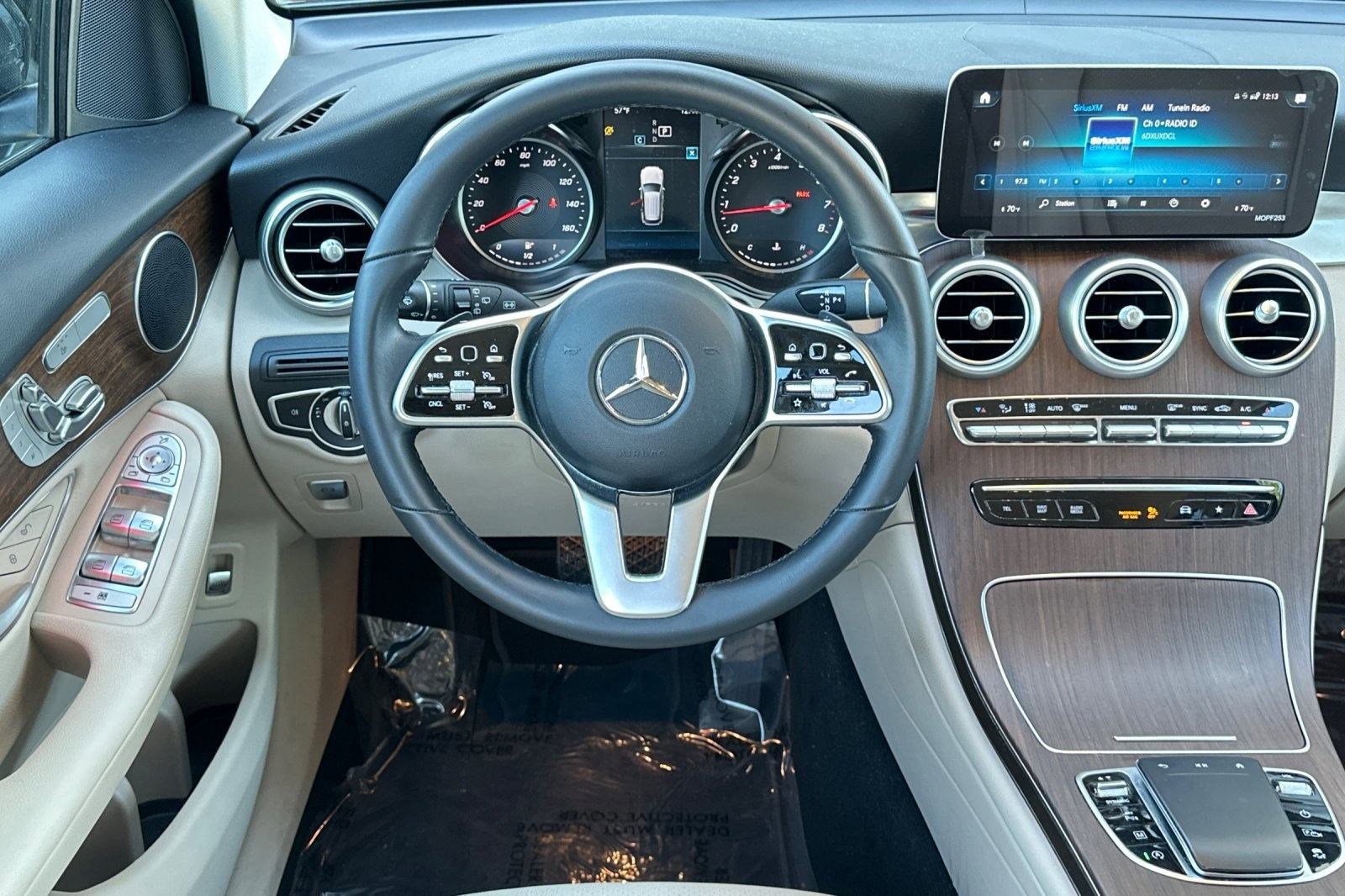 Used 2022 Mercedes-Benz GLC 300 image 27