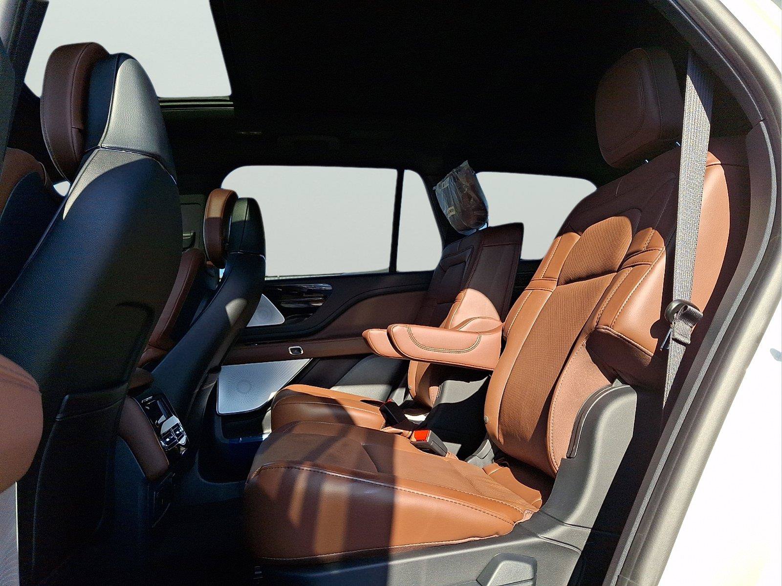New 2027 Lincoln Aviator Reserve AWD/4WD image 5