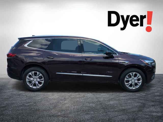 Used 2020 Buick Enclave Avenir w/ Avenir Technology Package FWD image 2