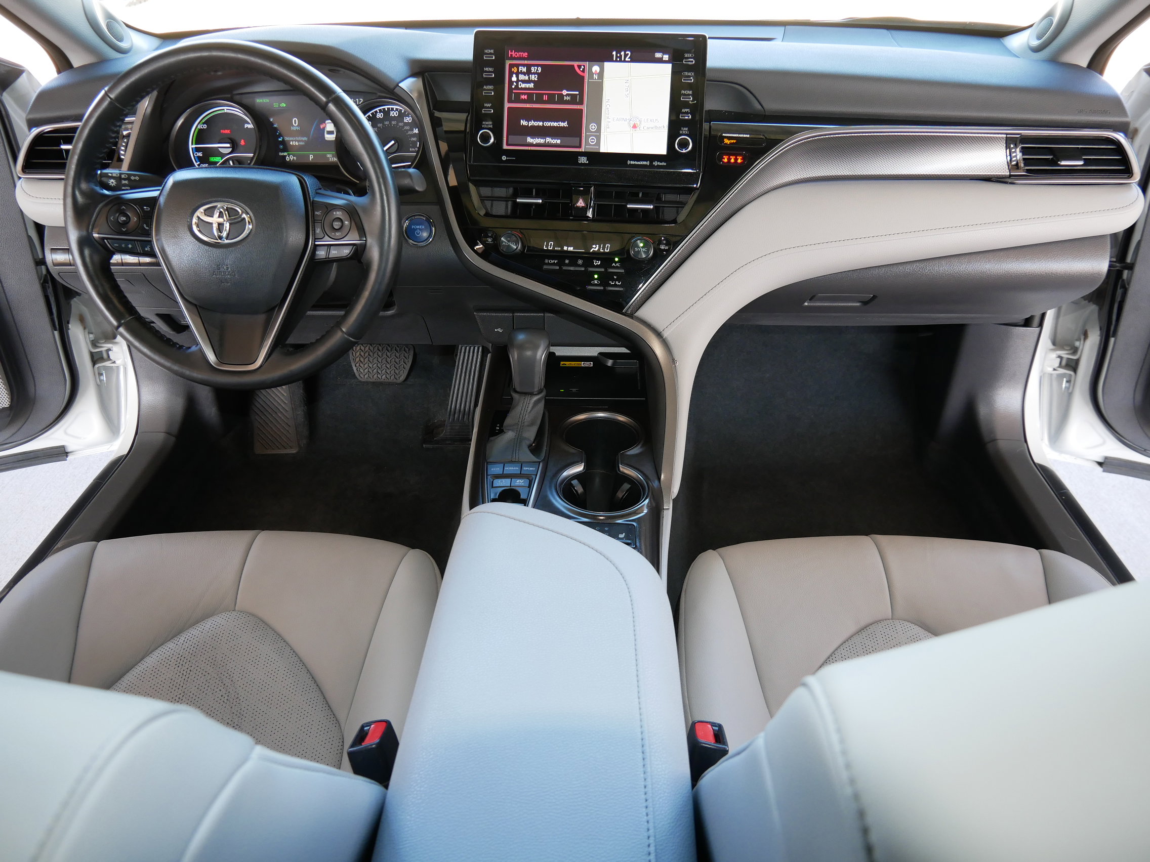 Used 2022 Toyota Camry XSE image 26