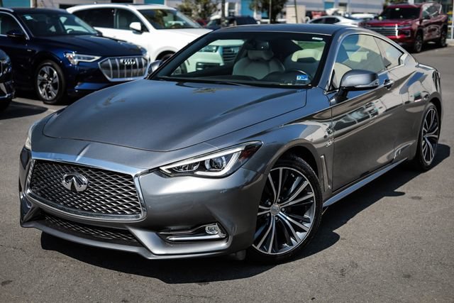 Used 2017 INFINITI Q60 3.0t w/ Premium Plus Package 3.0T AWD/4WD image 5