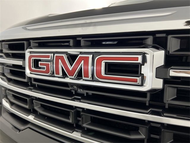 Used 2025 GMC Acadia Elevation image 32