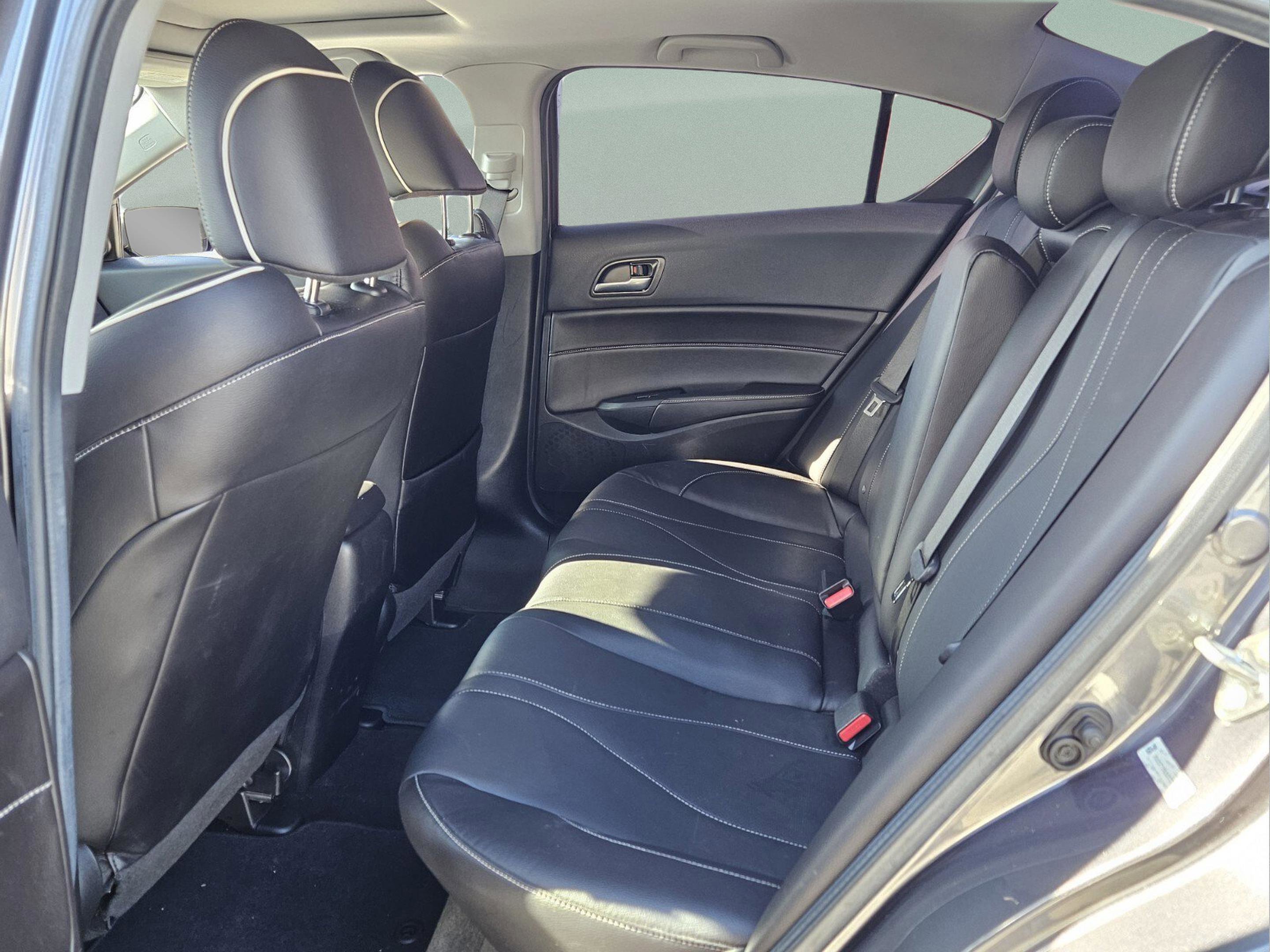 Used 2019 Acura ILX w/ Premium Package image 13