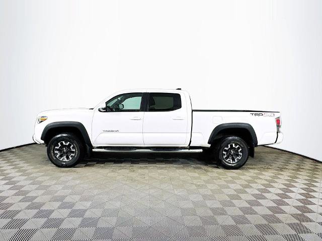 Used 2020 Toyota Tacoma TRD Off-Road w/ Technology Package AWD/4WD image 4