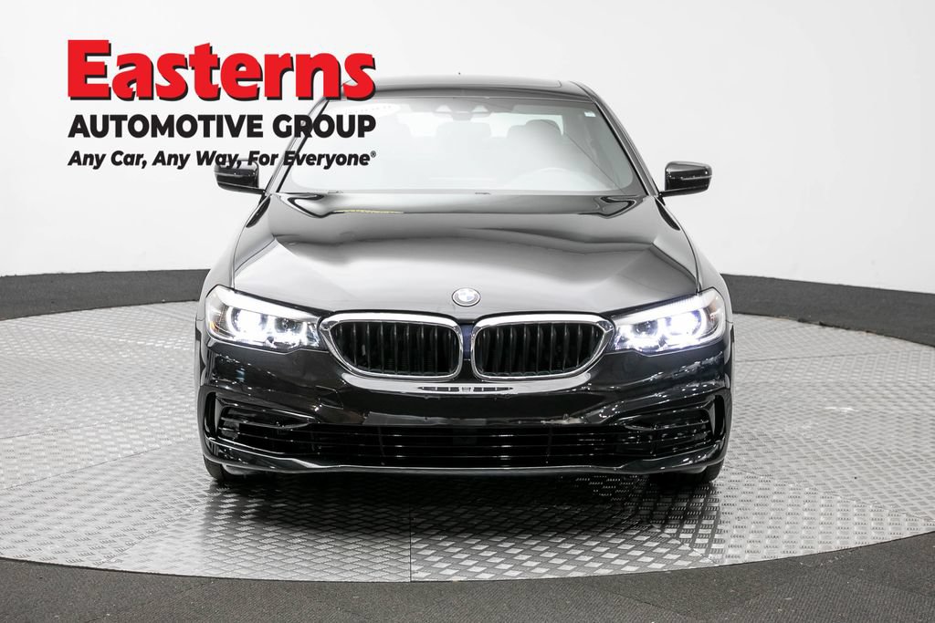 Used 2019 BMW 530i xDrive AWD/4WD image 2