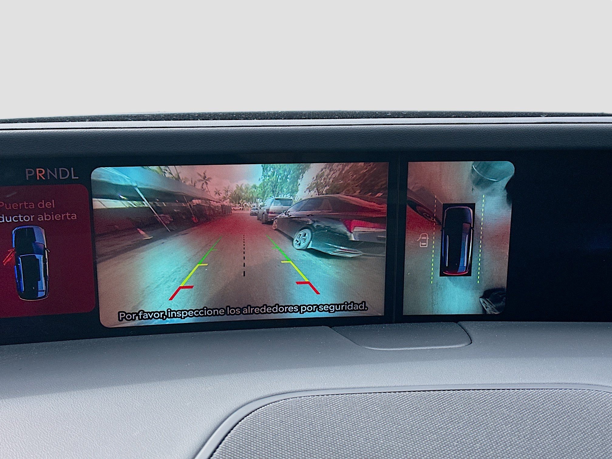 Used 2025 Lincoln Nautilus Premier image 12