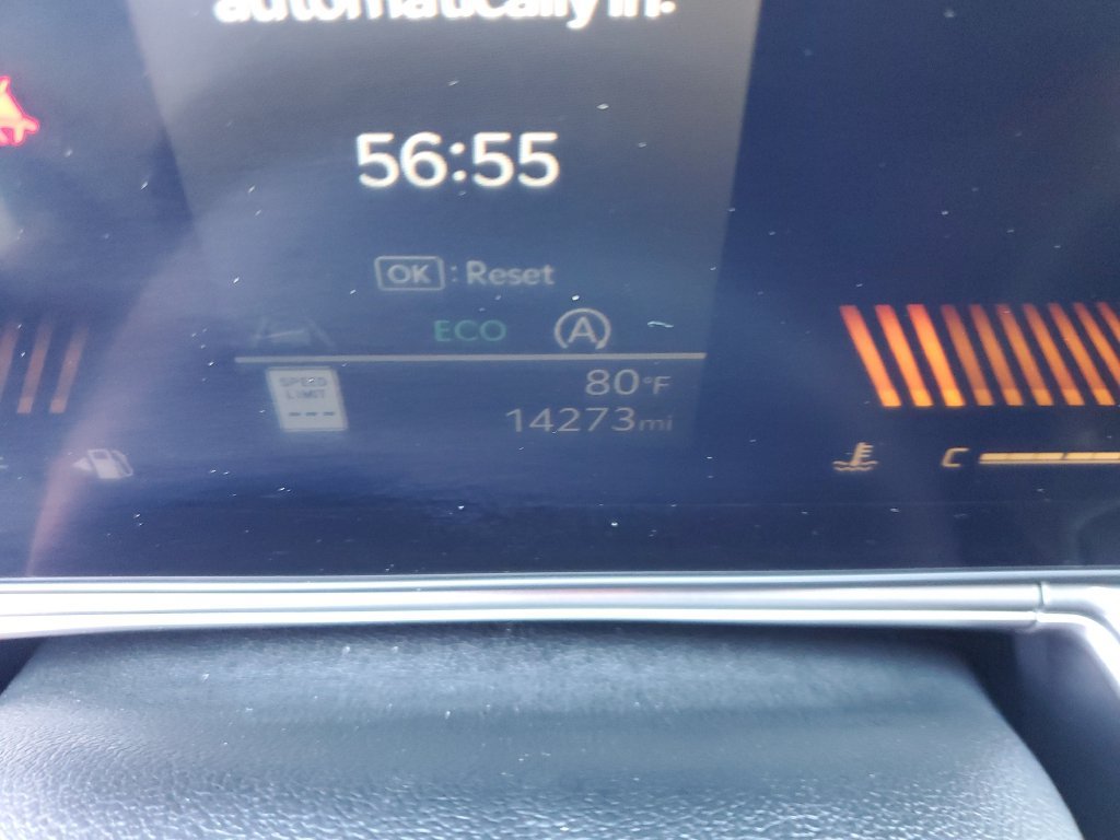 Used 2025 Kia Sorento LX FWD image 28