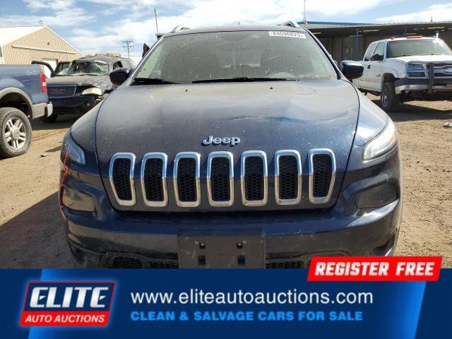 Used 2018 Jeep Cherokee Latitude w/ Cold Weather Group image 10