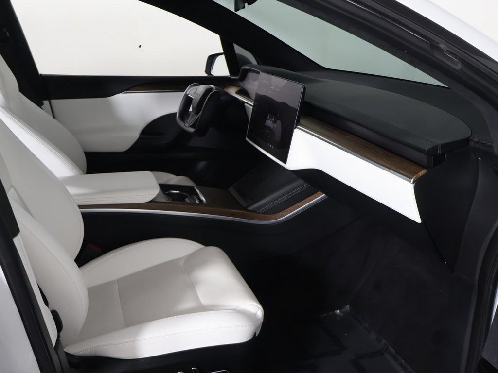 Used 2022 Tesla Model X AWD/4WD image 26