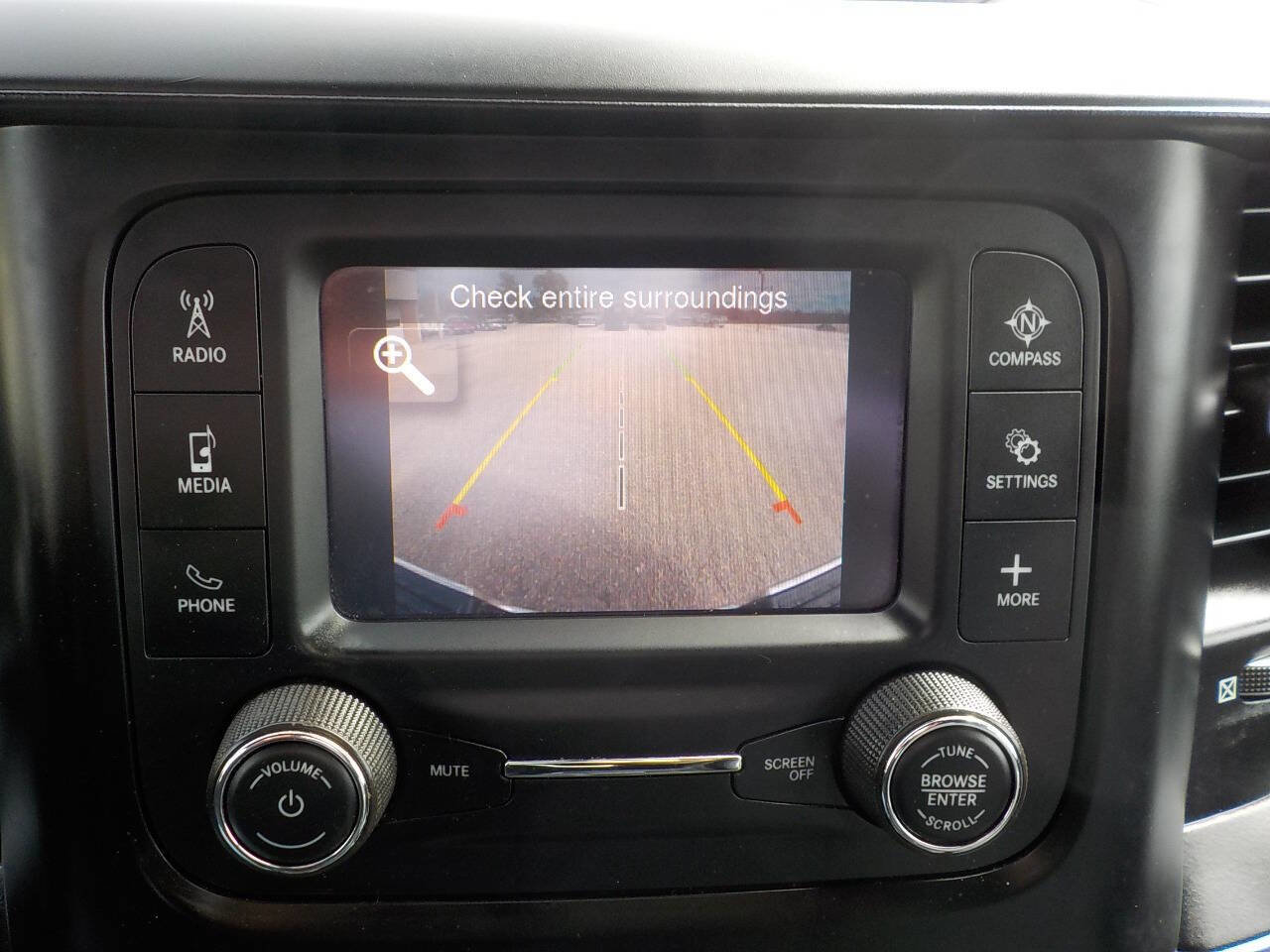 Used 2022 RAM 2500 Tradesman w/ Chrome Appearance Group image 19