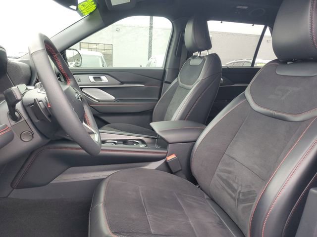 Used 2025 Ford Explorer ST image 14