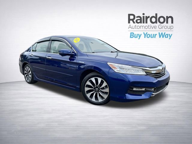 Used 2017 Honda Accord Touring image 1