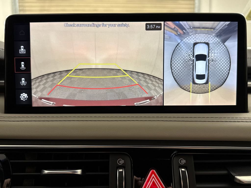 Used 2023 Genesis G70 3.3T w/ Sport Prestige Package RWD image 19