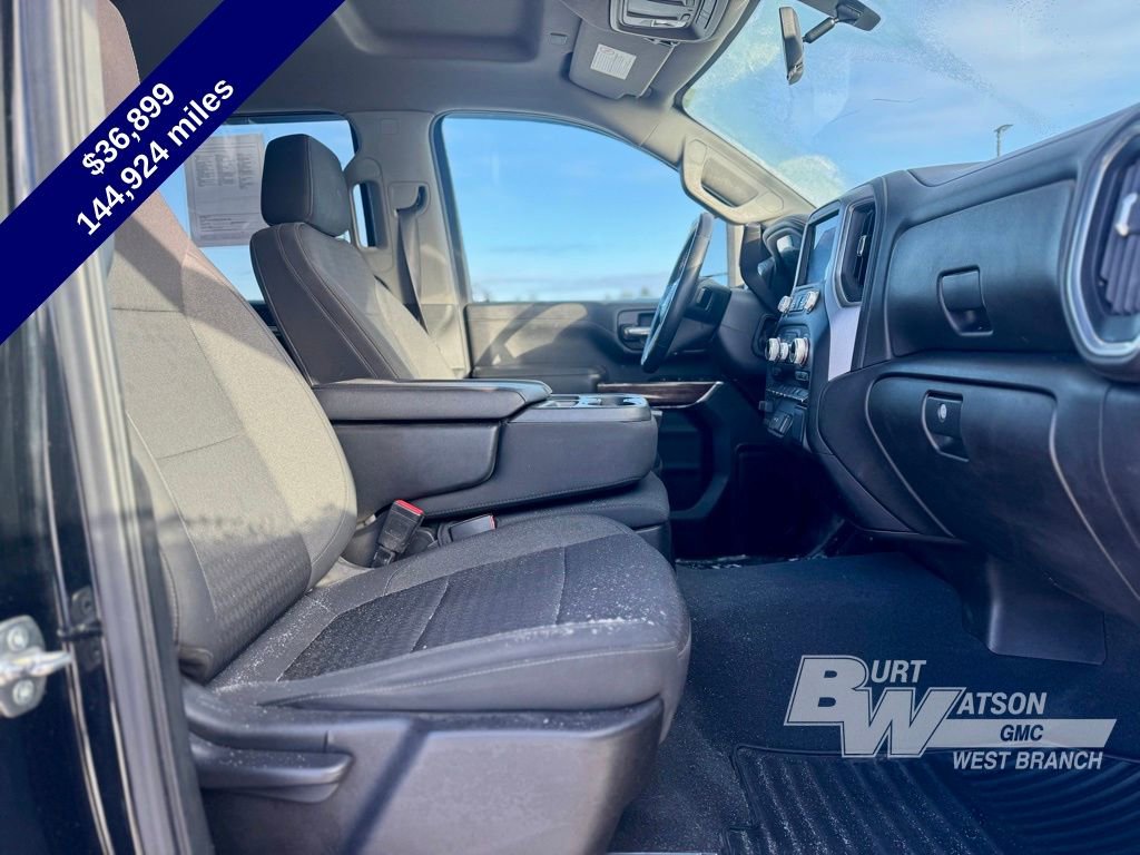 Used 2022 GMC Sierra 2500 SLE w/ SLE Value Package; image 12