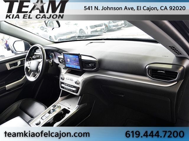 Used 2023 Ford Explorer XLT w/ Equipment Group 202A AWD/4WD image 11